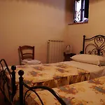 Oliveto Di Teodora 4*