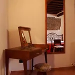 Oliveto Di Teodora Tuoro sul Trasimeno