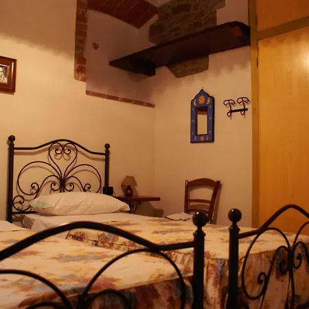 Oliveto Di Teodora アパートホテル 4*