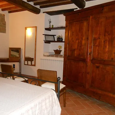 شقة فندقية Oliveto Di Teodora 4*