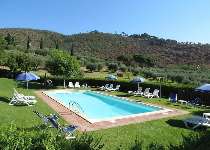 Ξενοδοχείο με διαμερίσματα Oliveto Di Teodora 4*