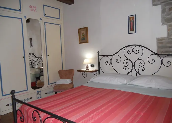 Aparthotel Oliveto Di Teodora 4*
